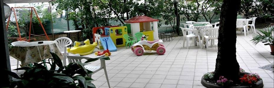 Hotel Villa Del Prato Cucina Romagnola E Possibilita Pacchetto Spiaggia Bellariva Di Rimini Eksteriør bilde